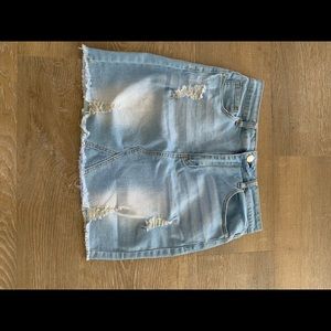 Cute denim skirt